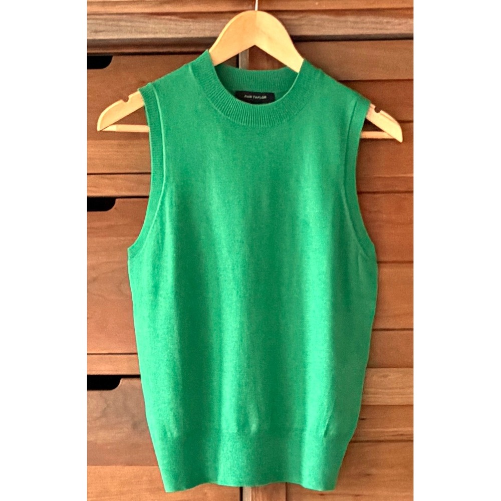 NWT Ann Taylor Size M Crew Neck Sweater Shell Kelly Green Soft Lightweight Comfy - Picture 2 of 5